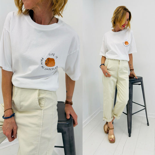 PAIN AU CHOCOLAT | T-shirt colorida com estampado