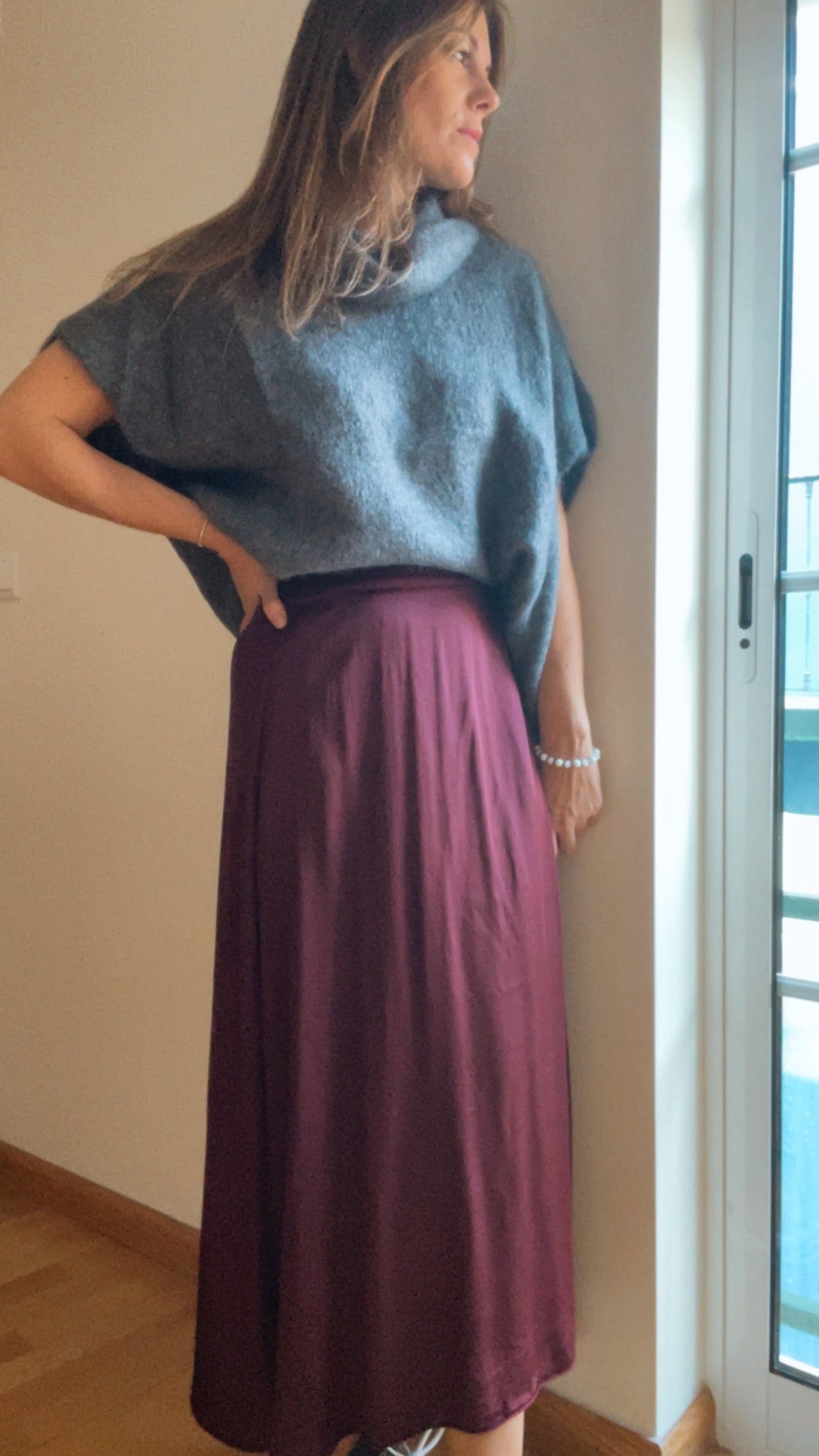 MERRIT | Saia midi fluída