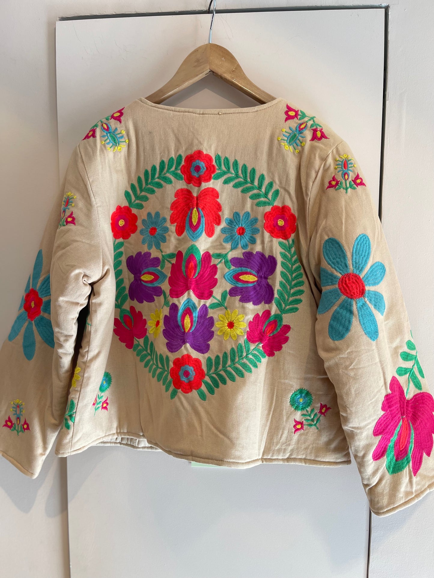 BOTICCELLI | Casaco com flores bordadas