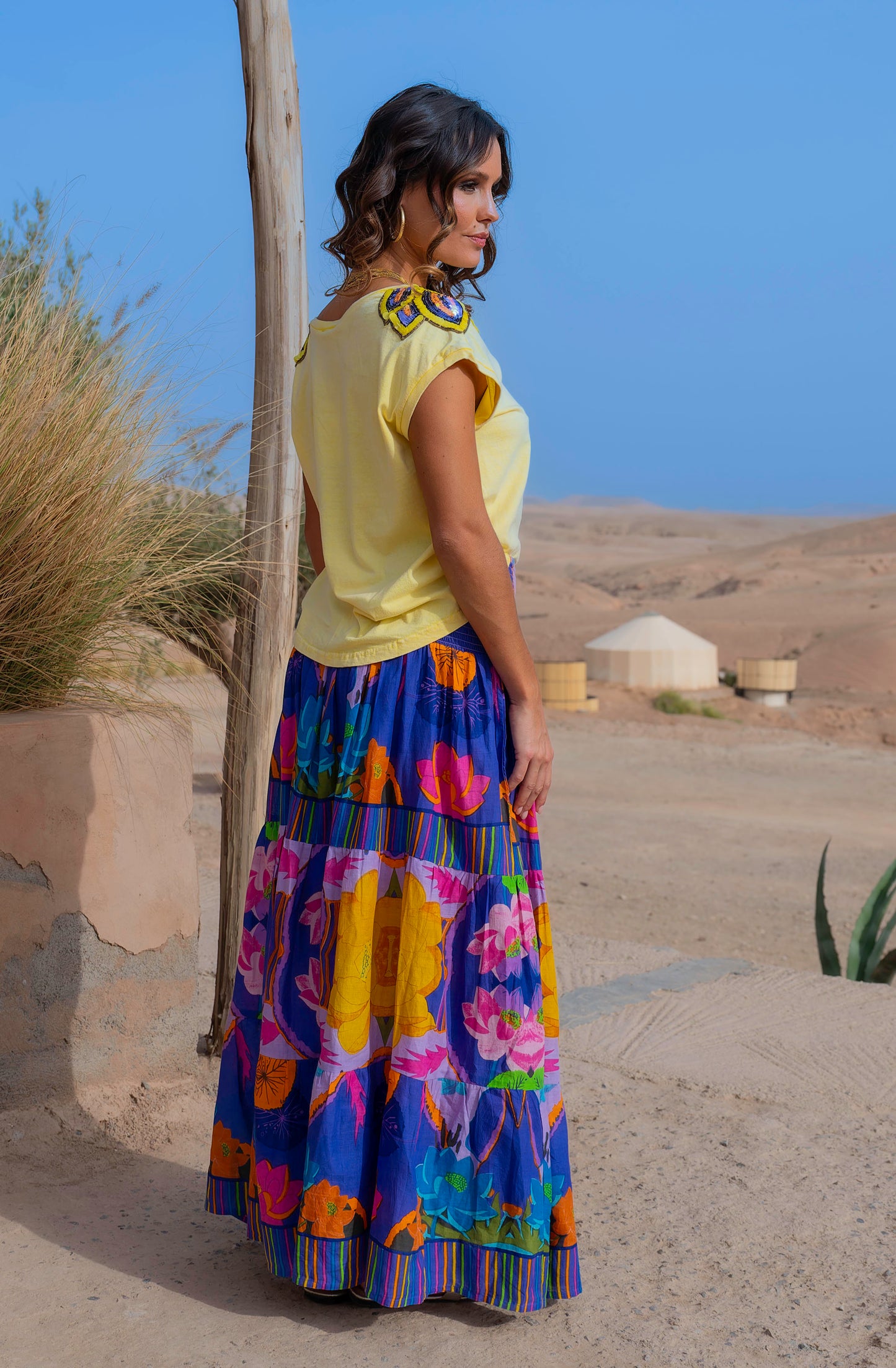 GALAXY | T-shirt com lantejoulas