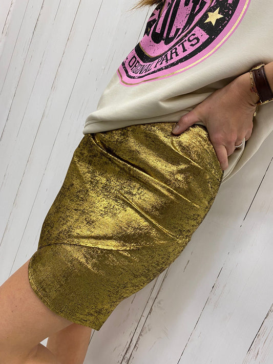 DUBAI | Gold mini skirt