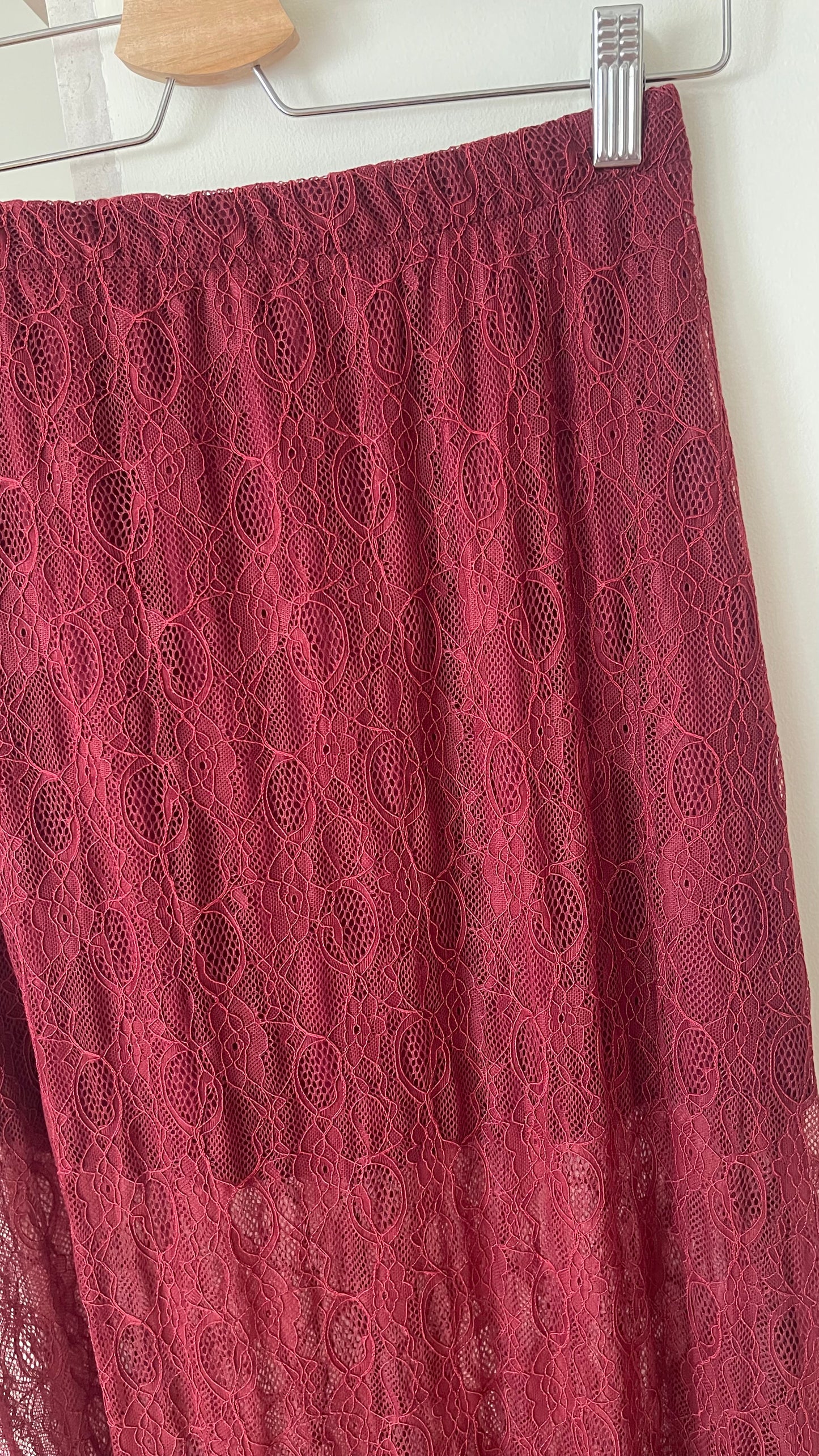 ÍNDIA | Saia Maxi em renda