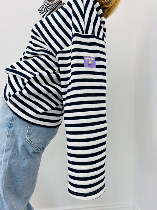 OCEAN STRIPES SWEATSHIRT