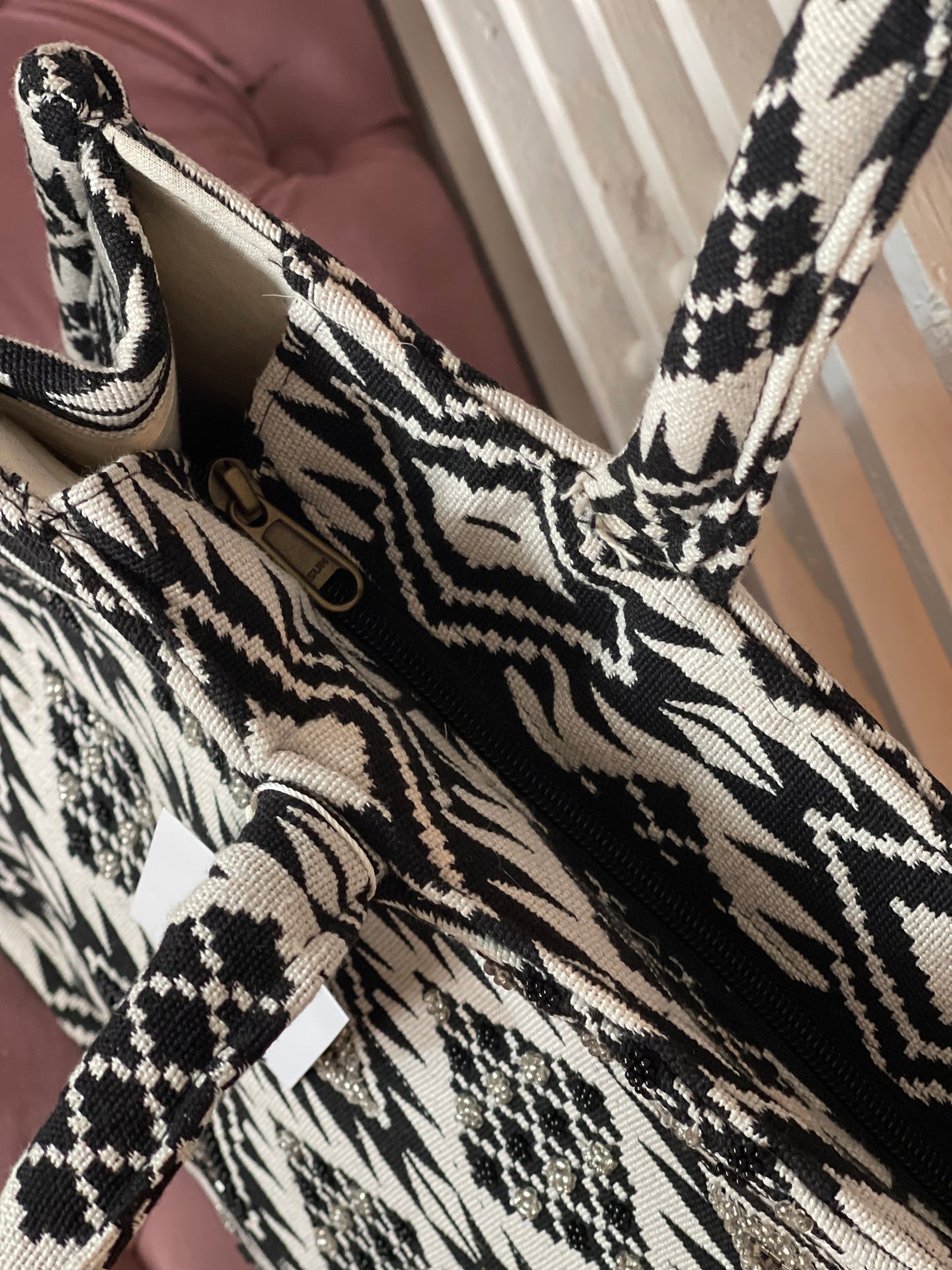 INCA | Saco com missangas