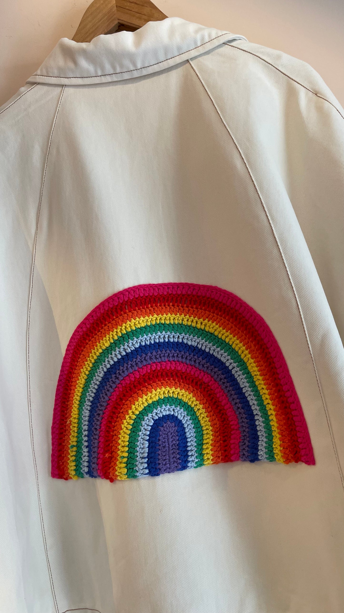 RAINBOW | Casaco de algodão com desenhos bordados