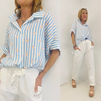 MARGARIDAS | Camisa de manga curta com flores bordadas e riscas