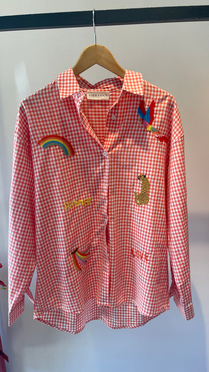 PARROT | Camisa quadrados com desenhos bordados