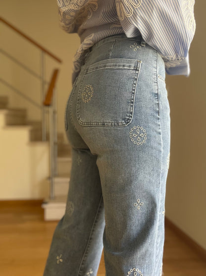 MANDALA | Jeans com bordados