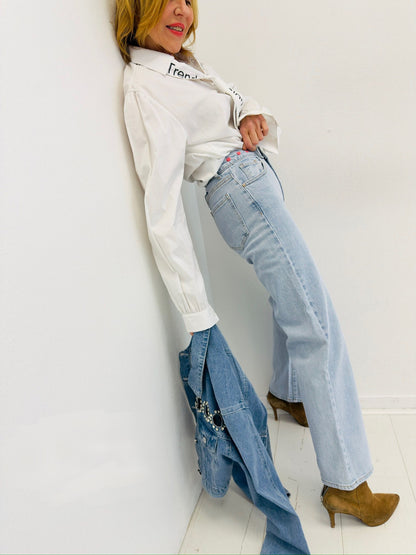 CORAZON | Jeans com corações bordados