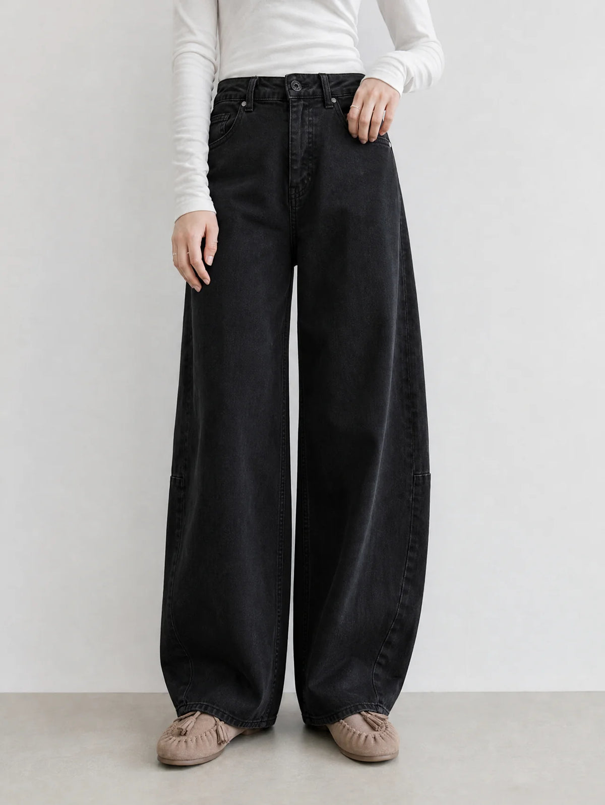 BARREL JEANS