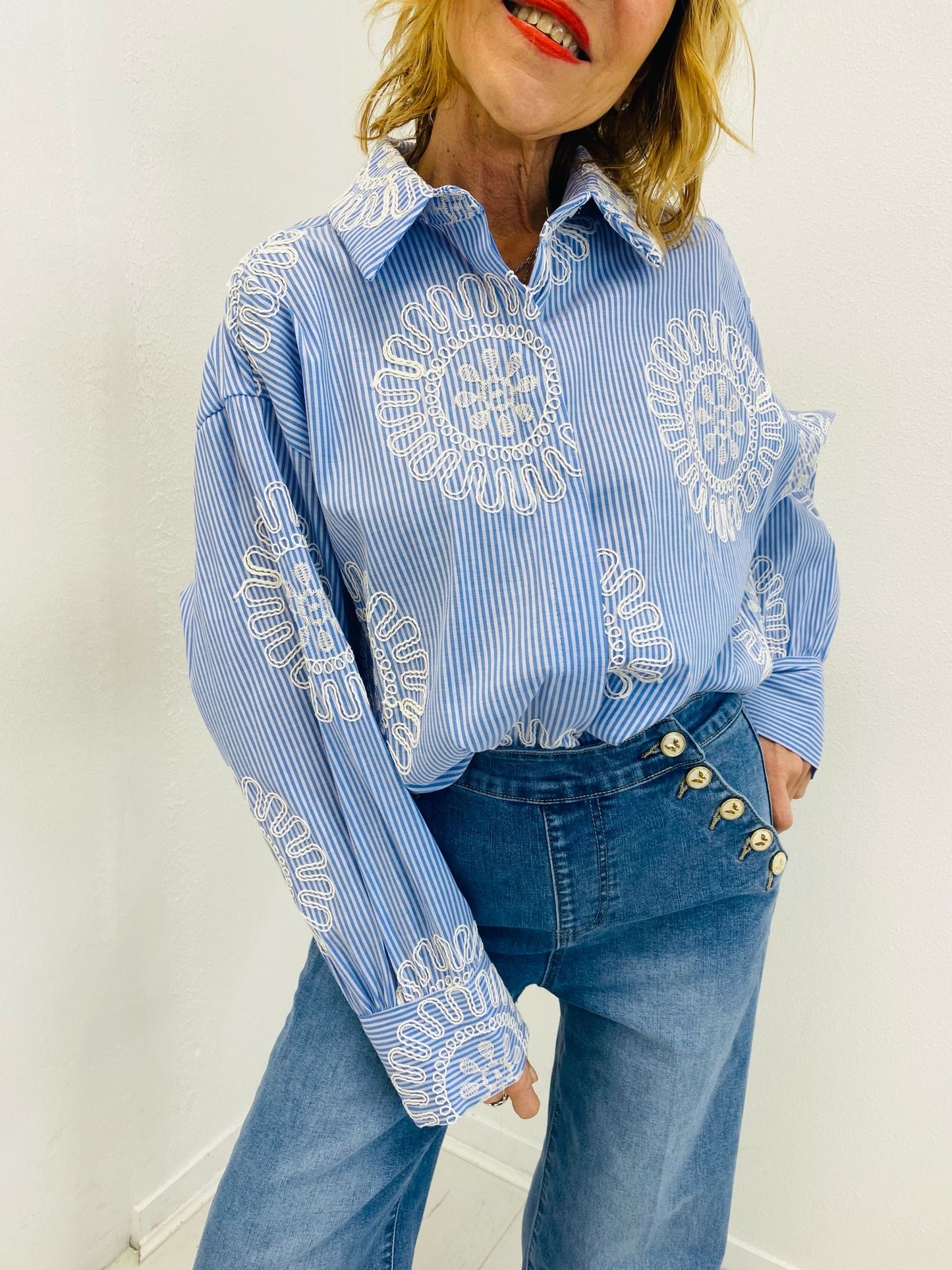 SOLARIS | Camisa de riscas com bordados