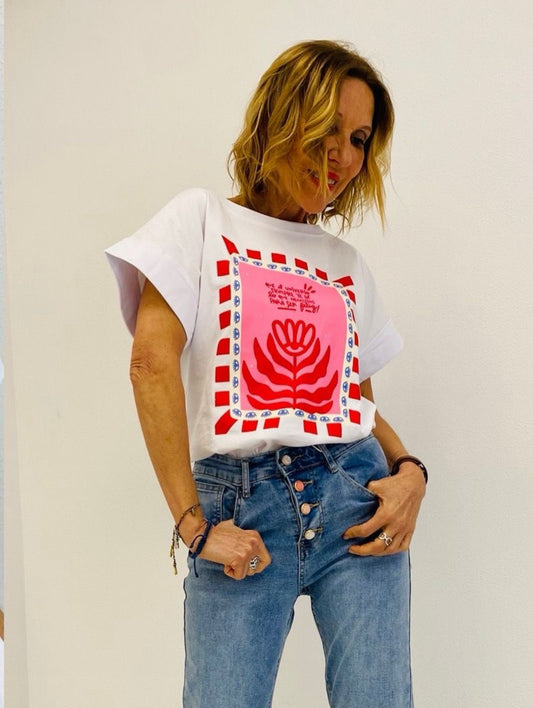 UNIVERSO | T-shirt estampada com frase