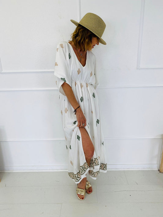 CLARA | Vestido con bordado