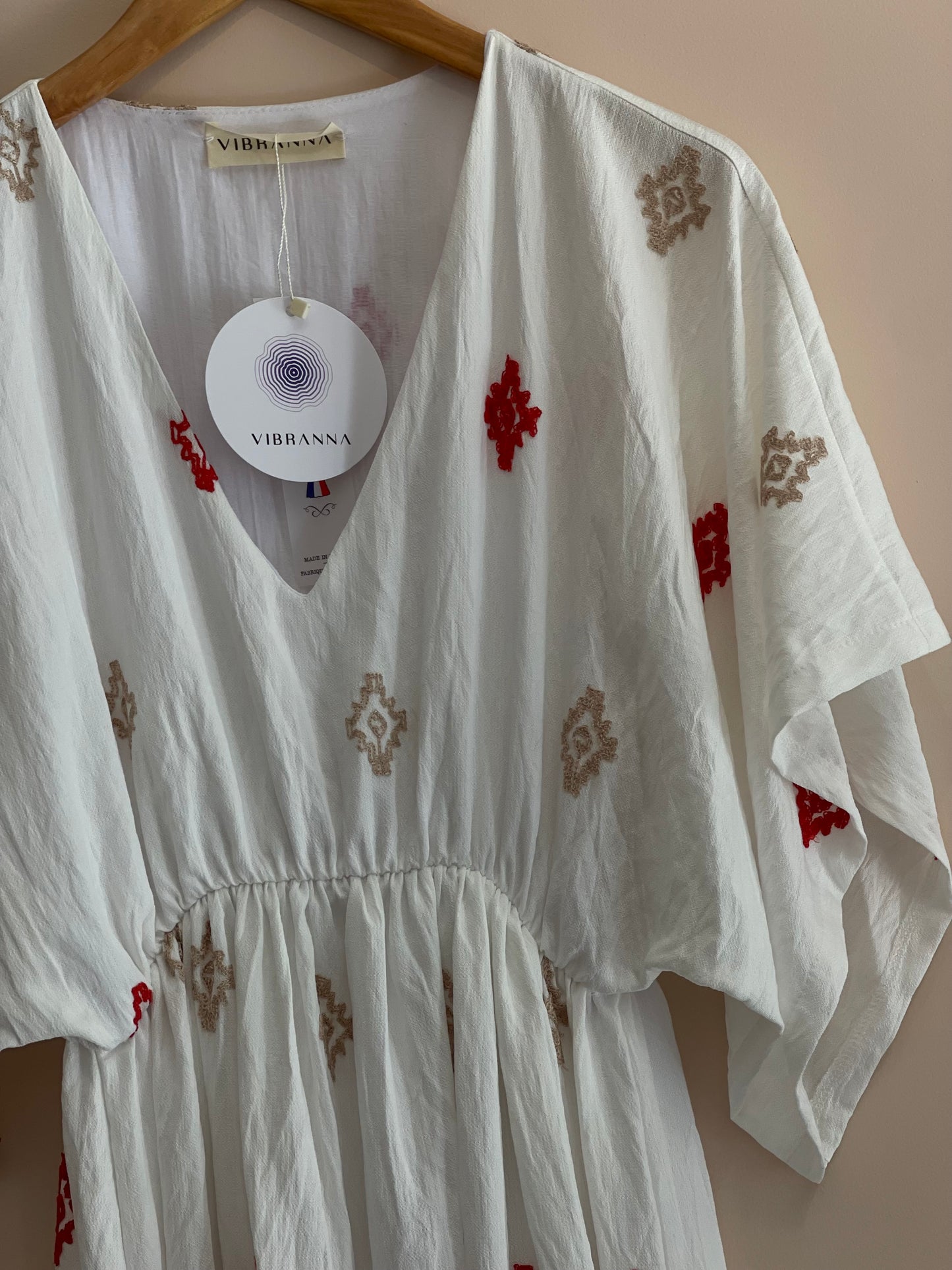 CLARA | Vestido con bordado