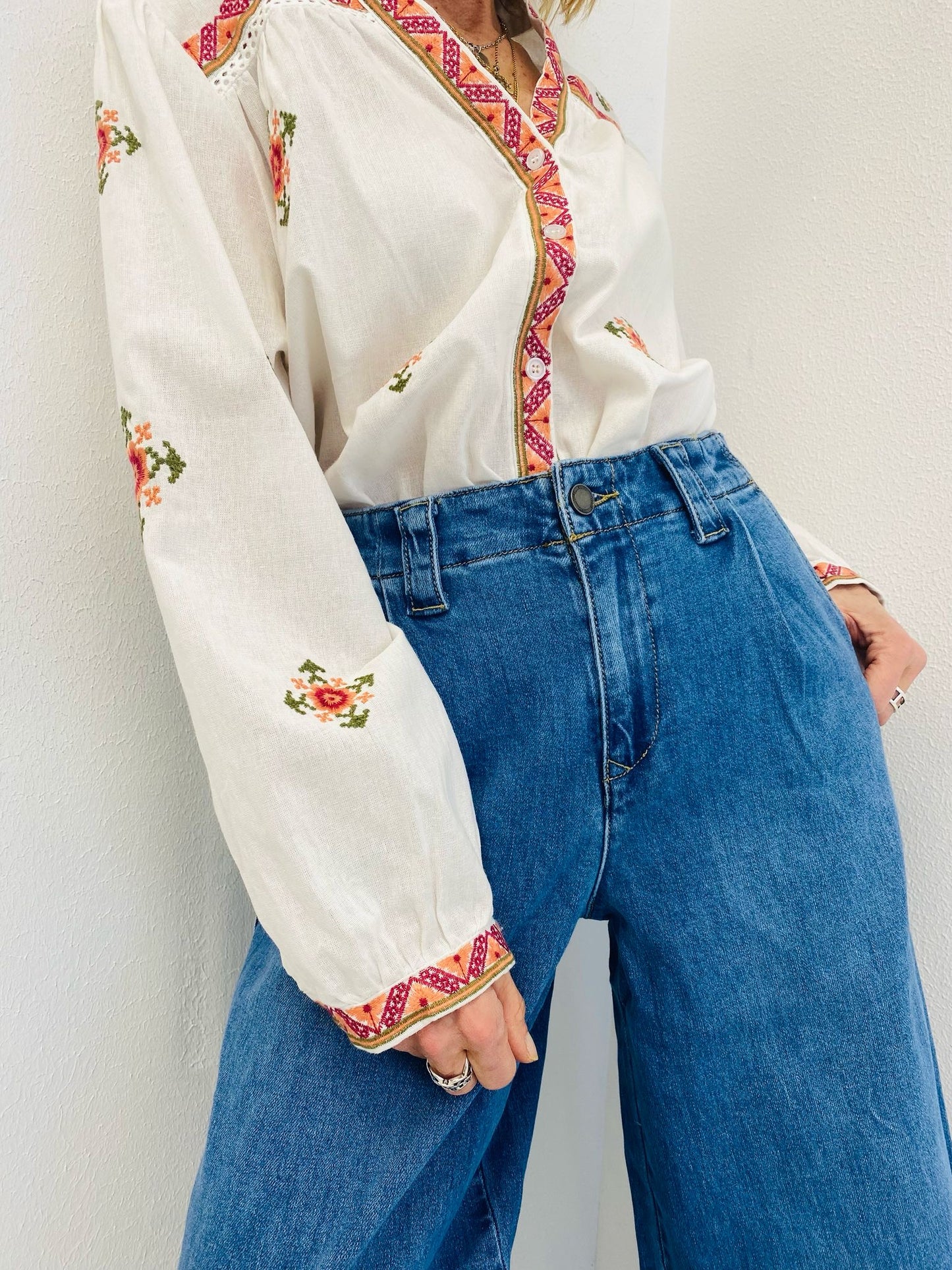 INFINITY | Camisa com bordados