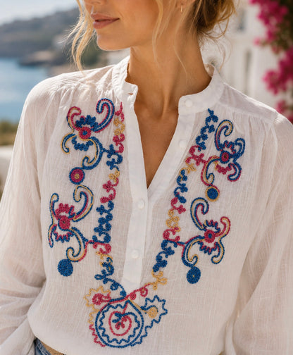 JOANNE| Camisa com bordados coloridos