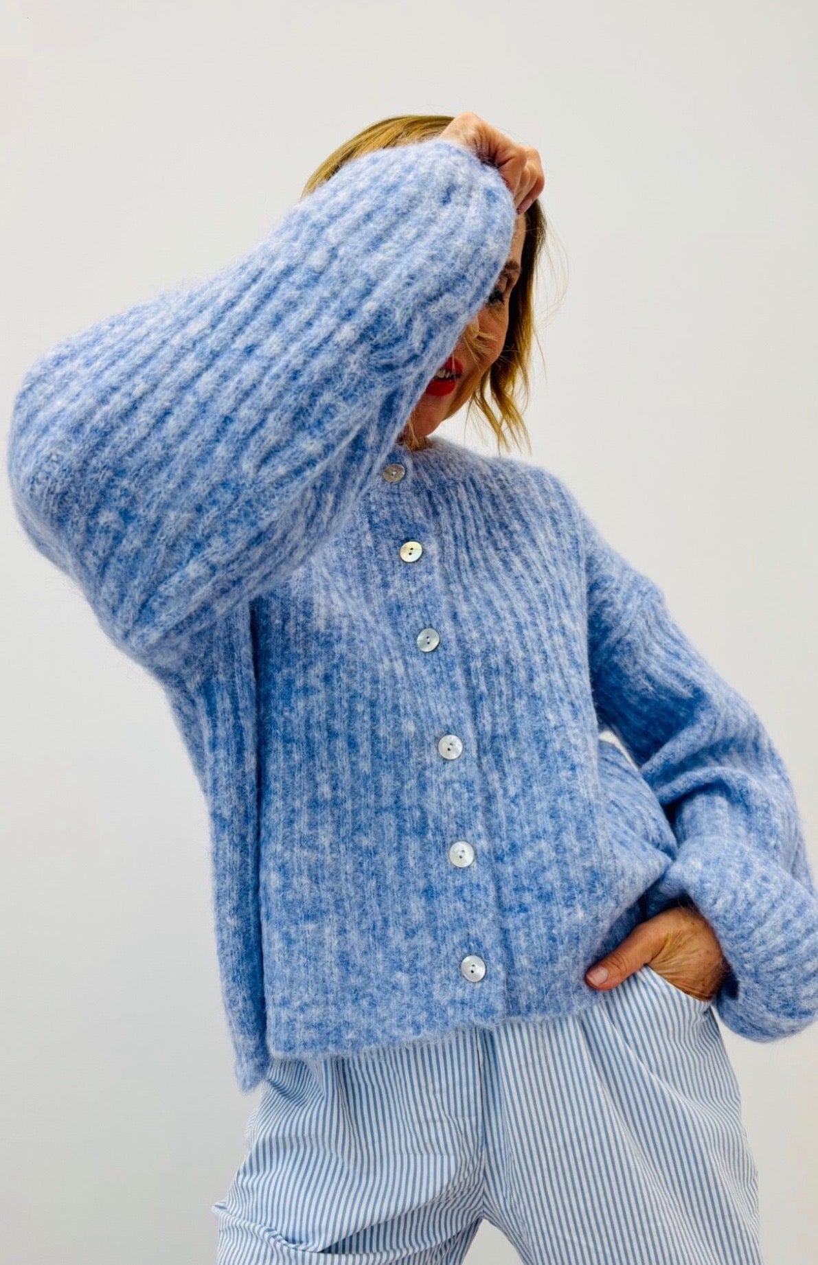 CLOUD SOFT CARDIGAN