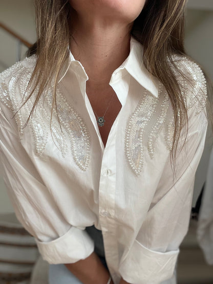 ASTRAL | Camisa com pérolas e lantejoulas bordadas
