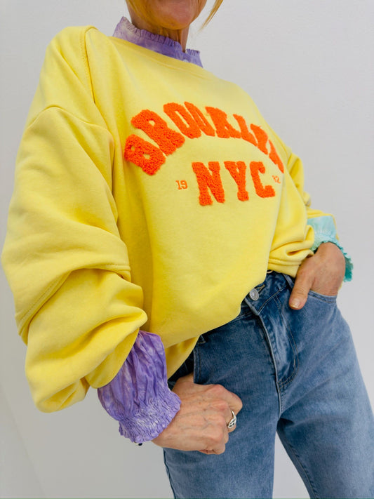 BROOKLYN | Sweat com letras bordadas