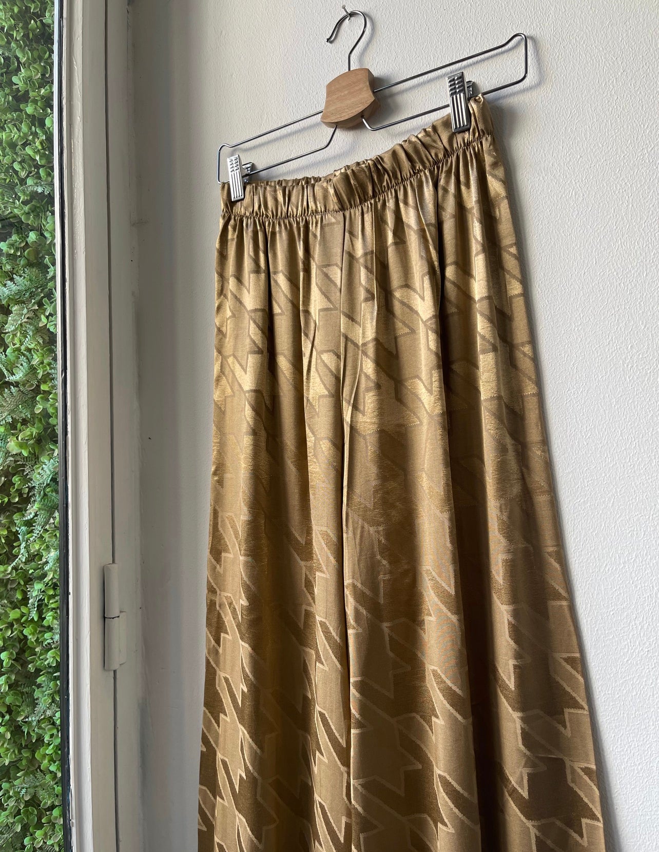 BRILLOS Gold | Satin set with printed stars