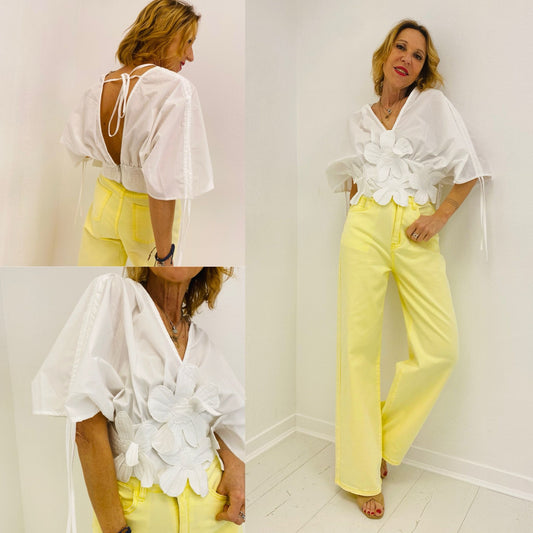 FLOR | Camisa com aplique em flor