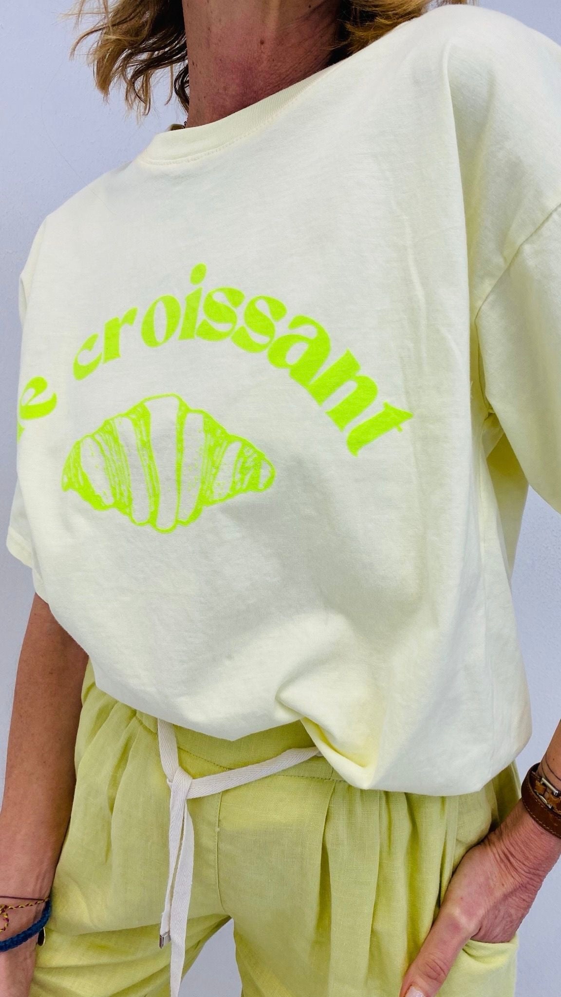 LE CROISSANT | T-shirt com desenho