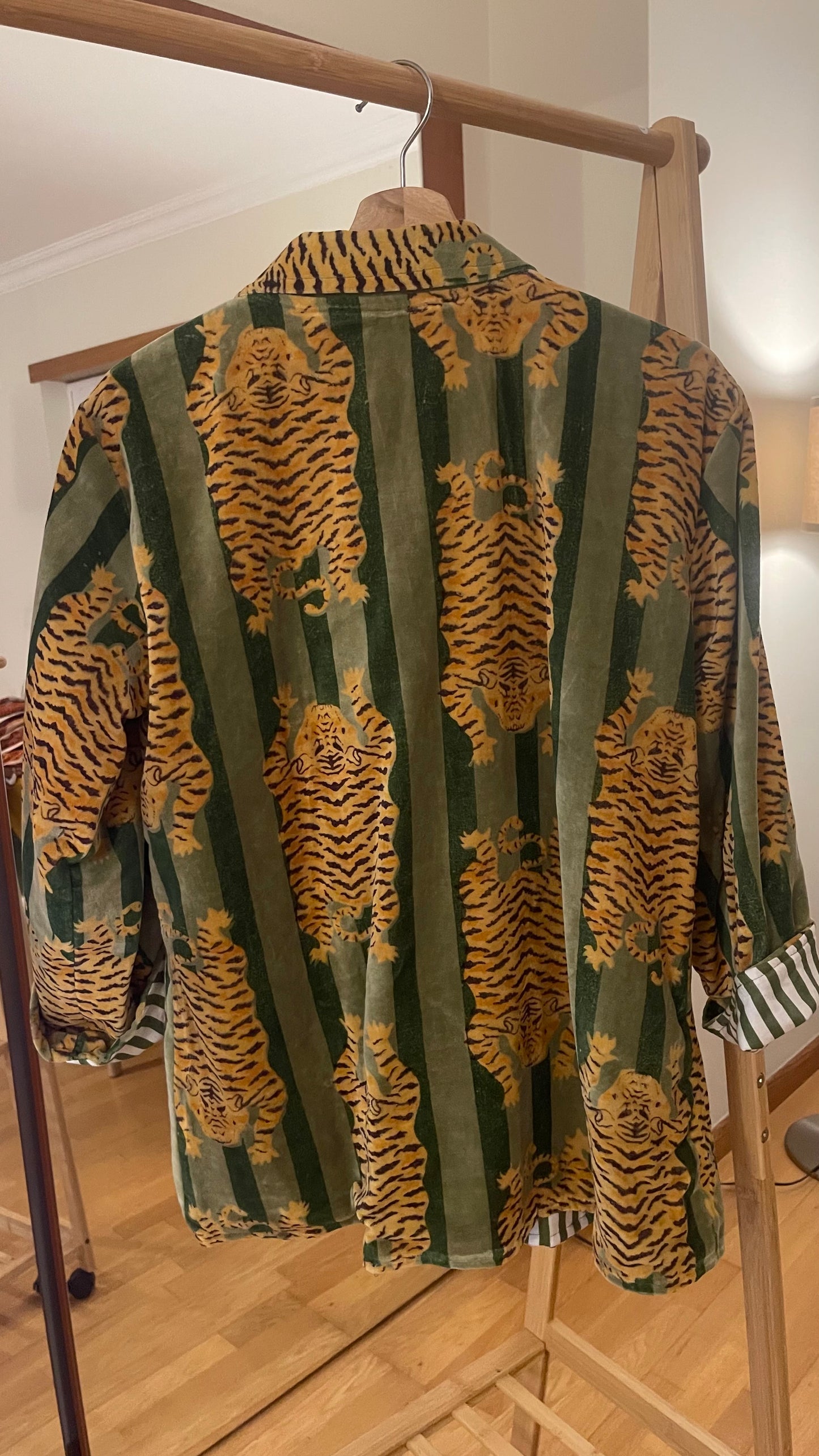 GREEN TIGER JACKET