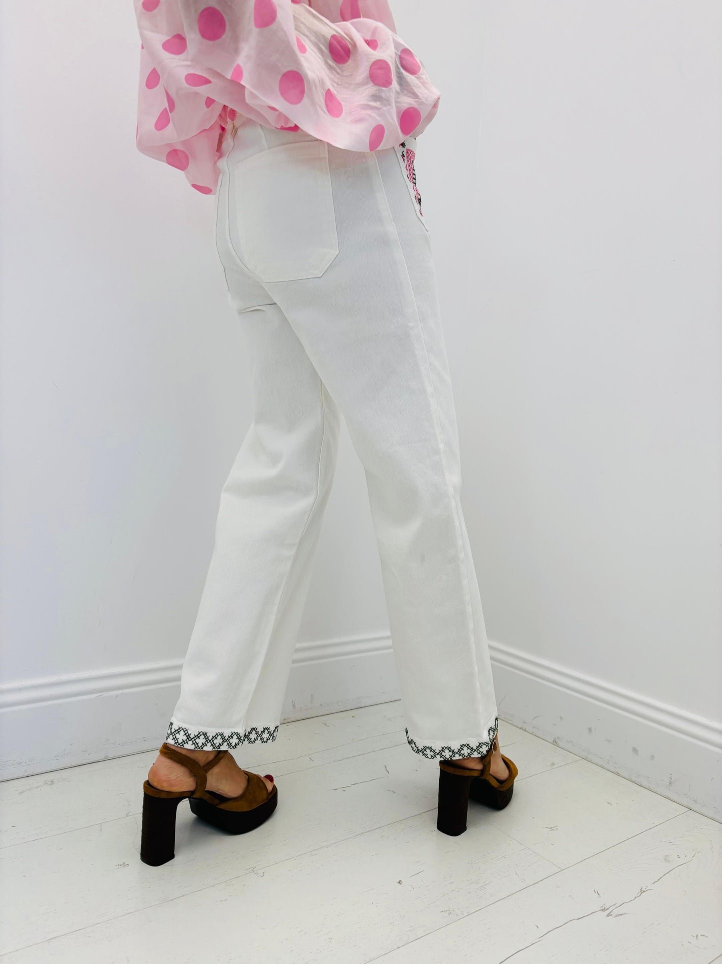 LUCKY CHARM JEANS - WHITE