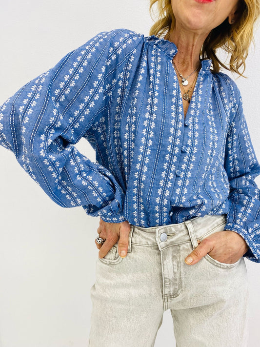 AUSTINE | Camisa com flores e bordados brancos