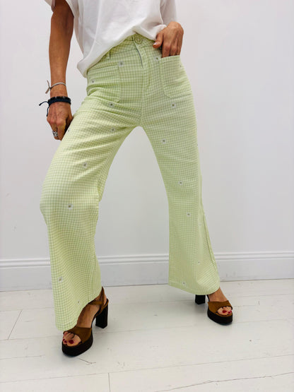 MATCHA BREEZE JEANS