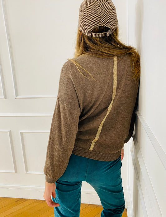 OLIVA | Malla con cuello de pico y raya de lúrex en la espalda