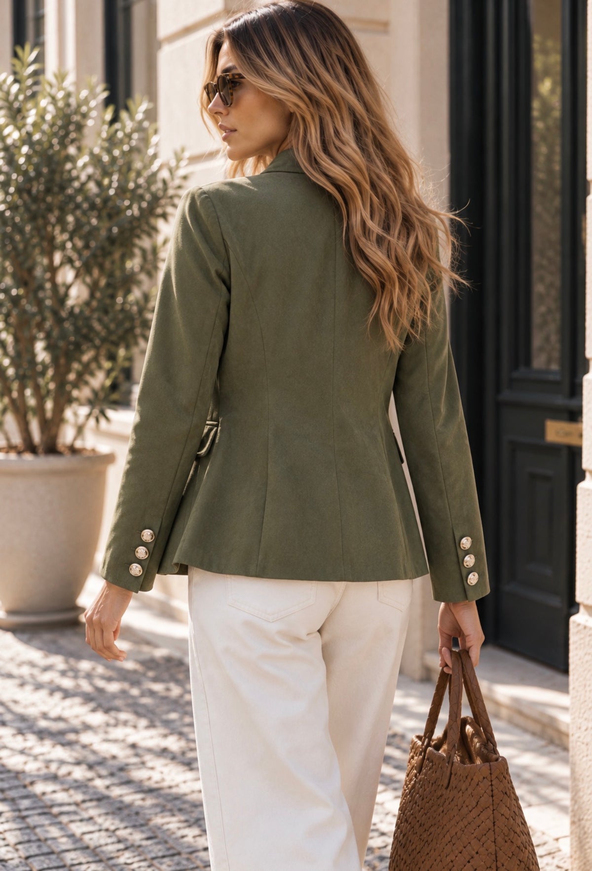 VELVET BLAZER