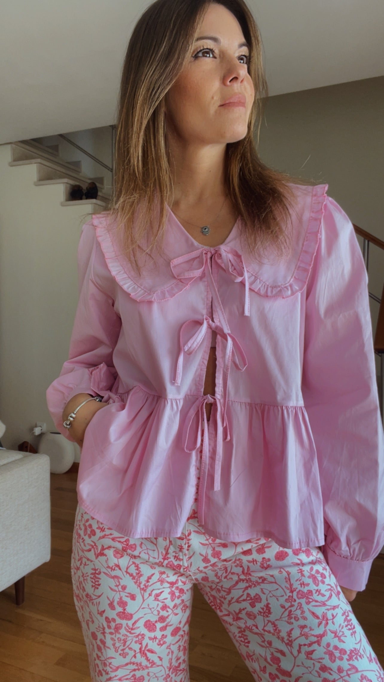 CAMILLA | Camisa con cuello babero