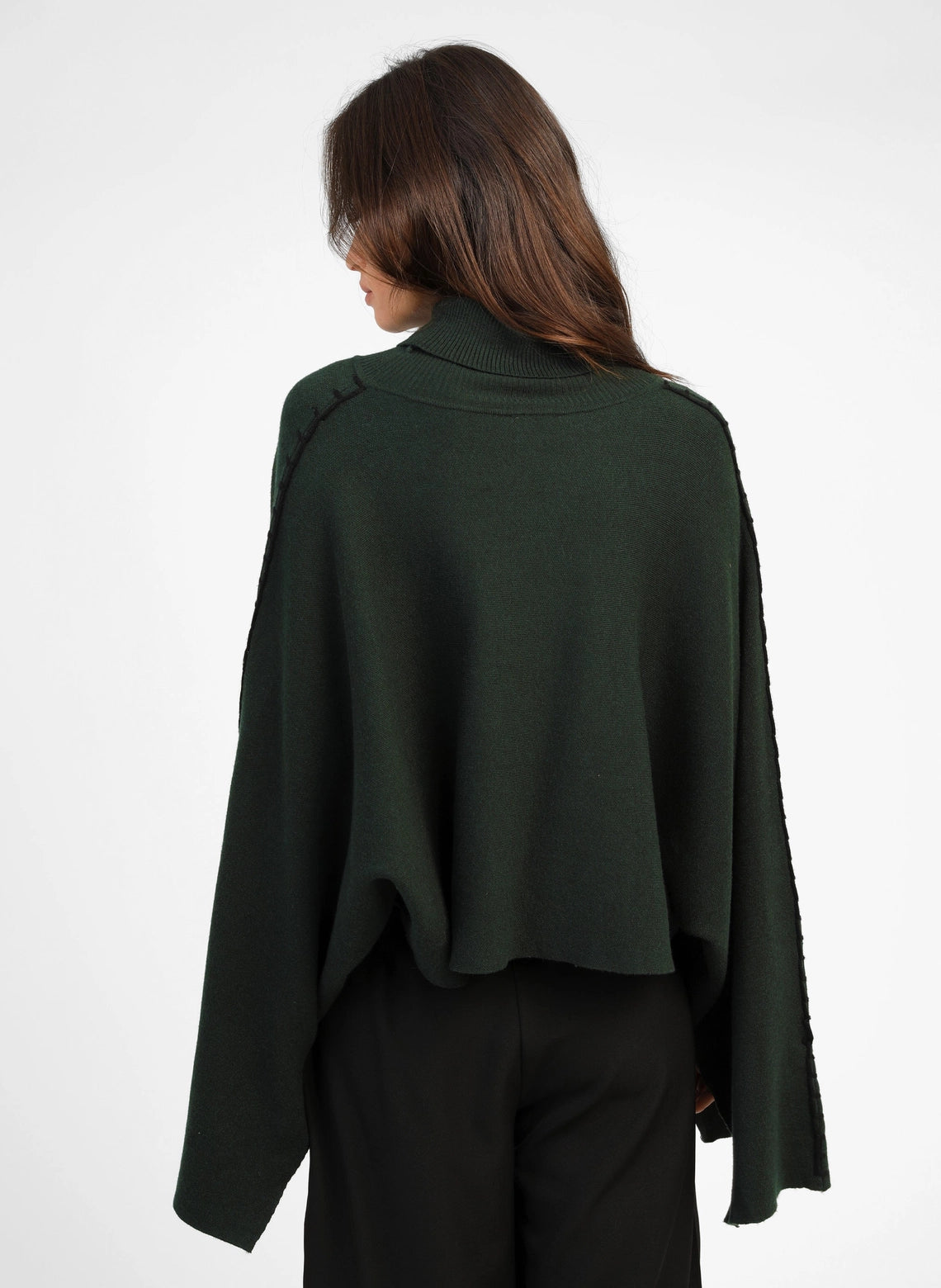 MILA CAPE KNIT