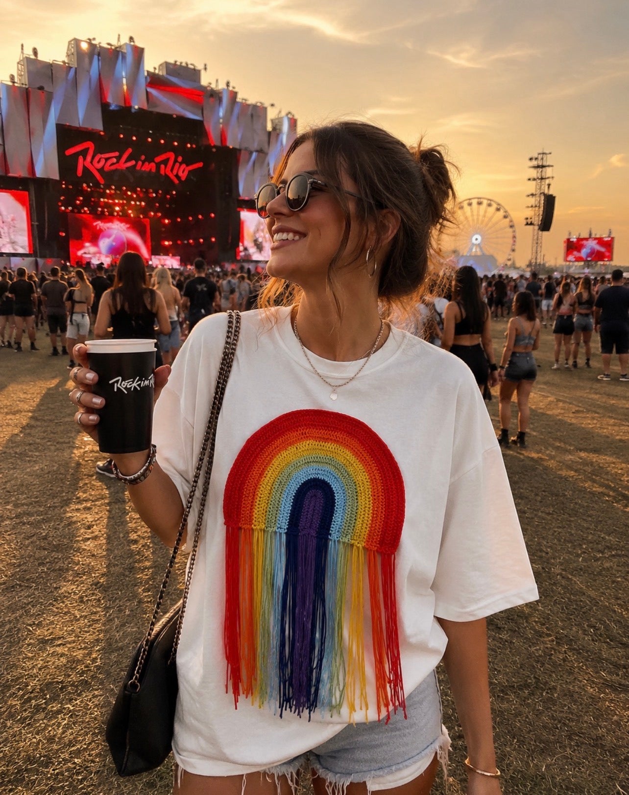 RAINBOW VIBES | T-shirt com arco-íris em croché