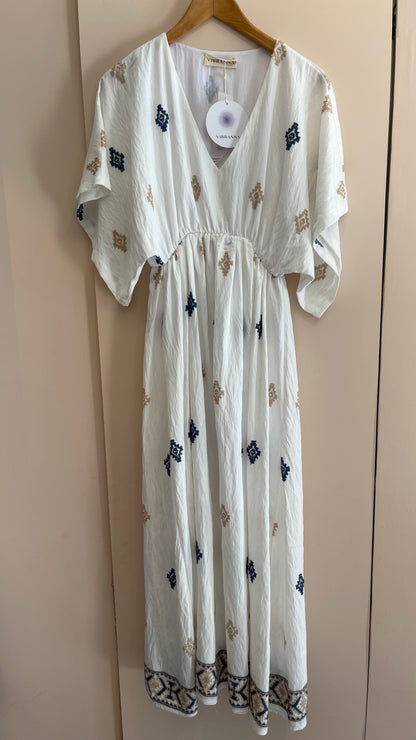 CLARA | Vestido con bordado