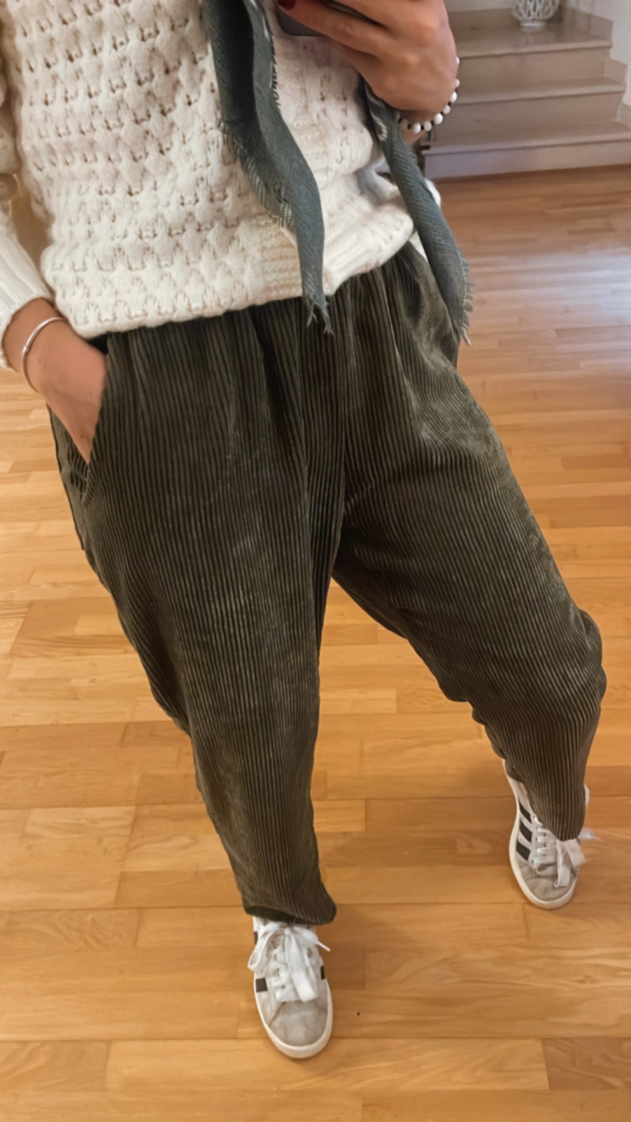 DOREY | Corduroy jogger pants