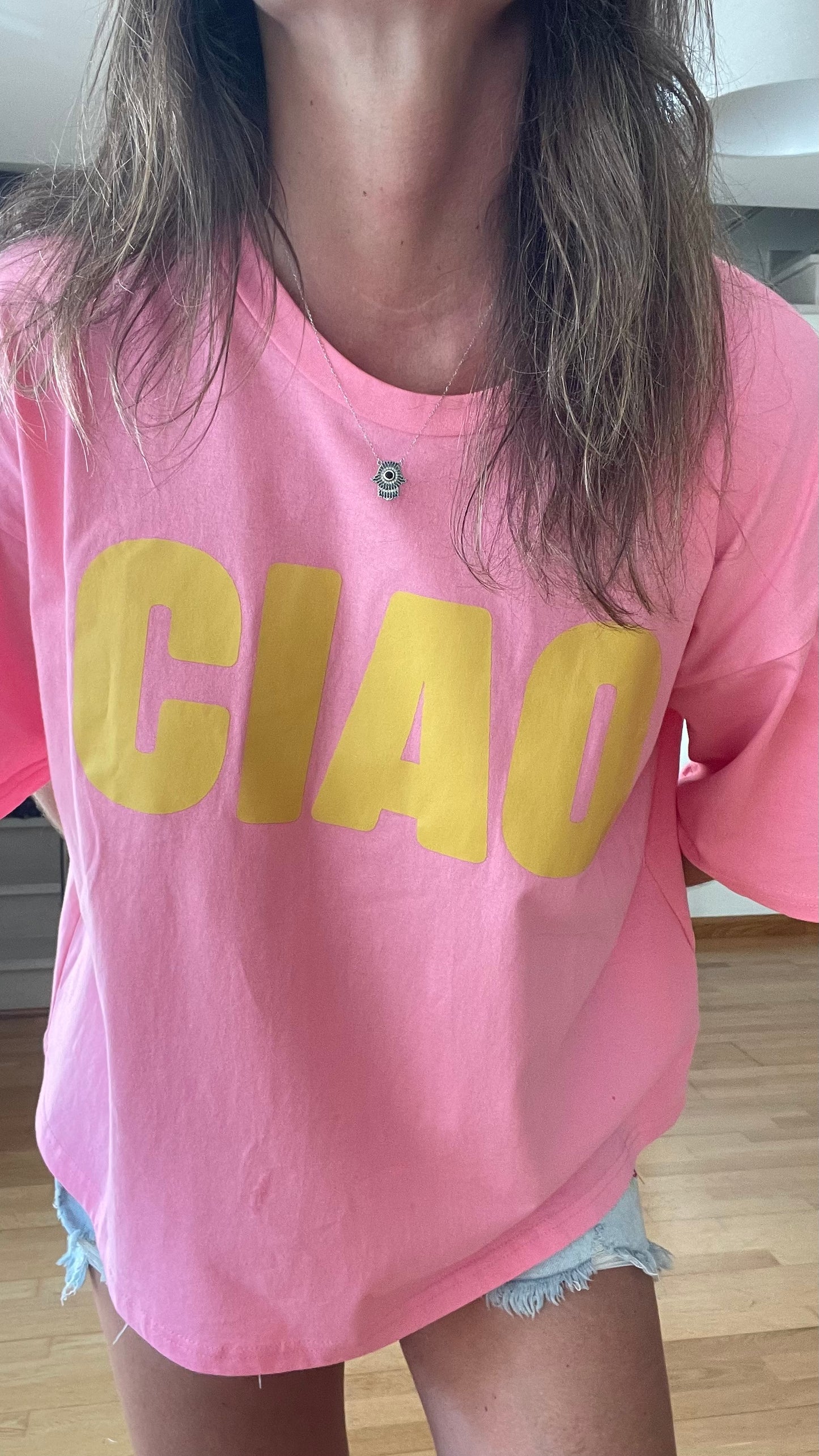 CIAO | T-shirt oversized com frase estampada