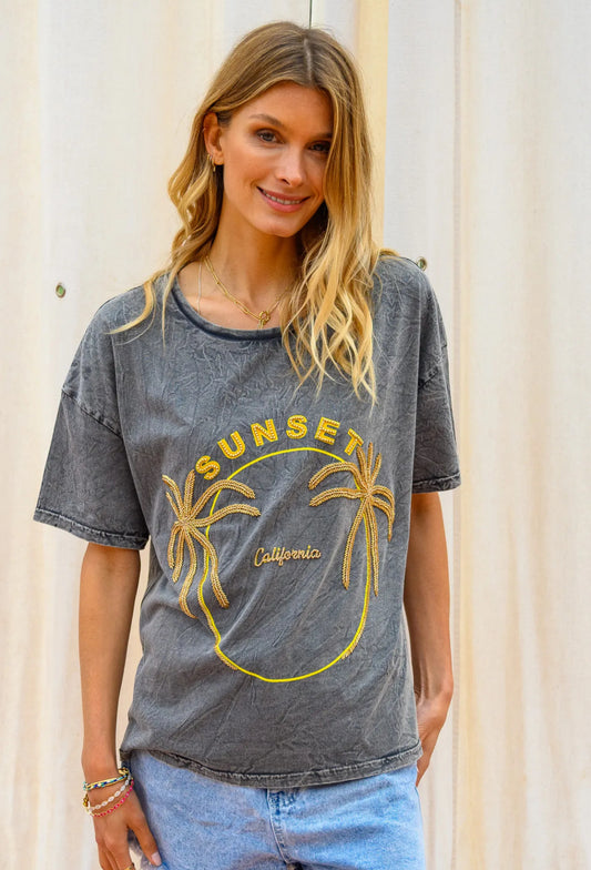 SUNSET | T-shirt with appliques