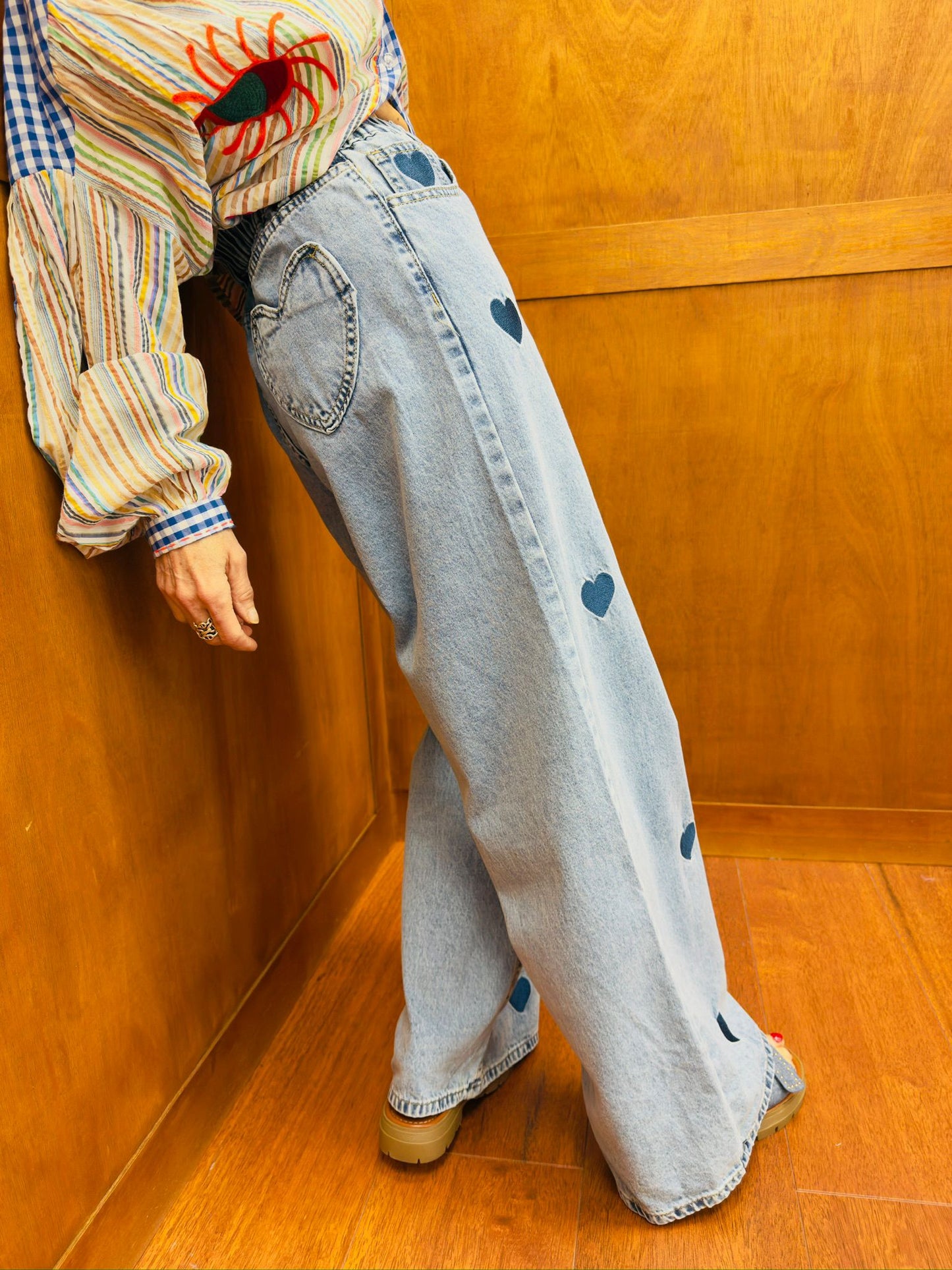 CORAZON | Jeans palazzo com corações azuis