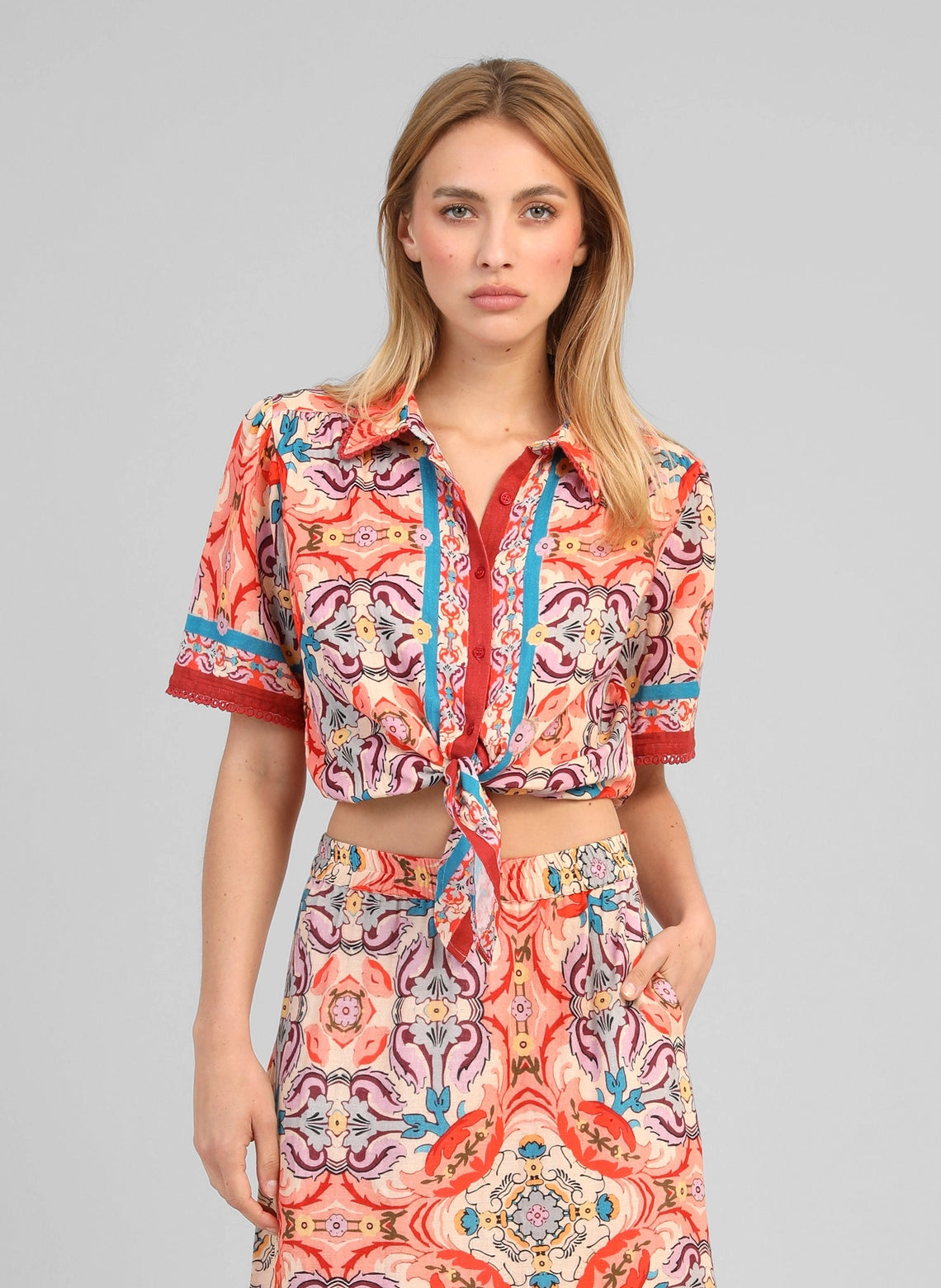 ARAQUESQUE SHIRT