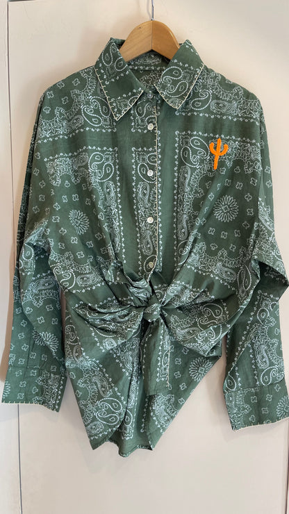 PLANET | Camisa estampada com bordados