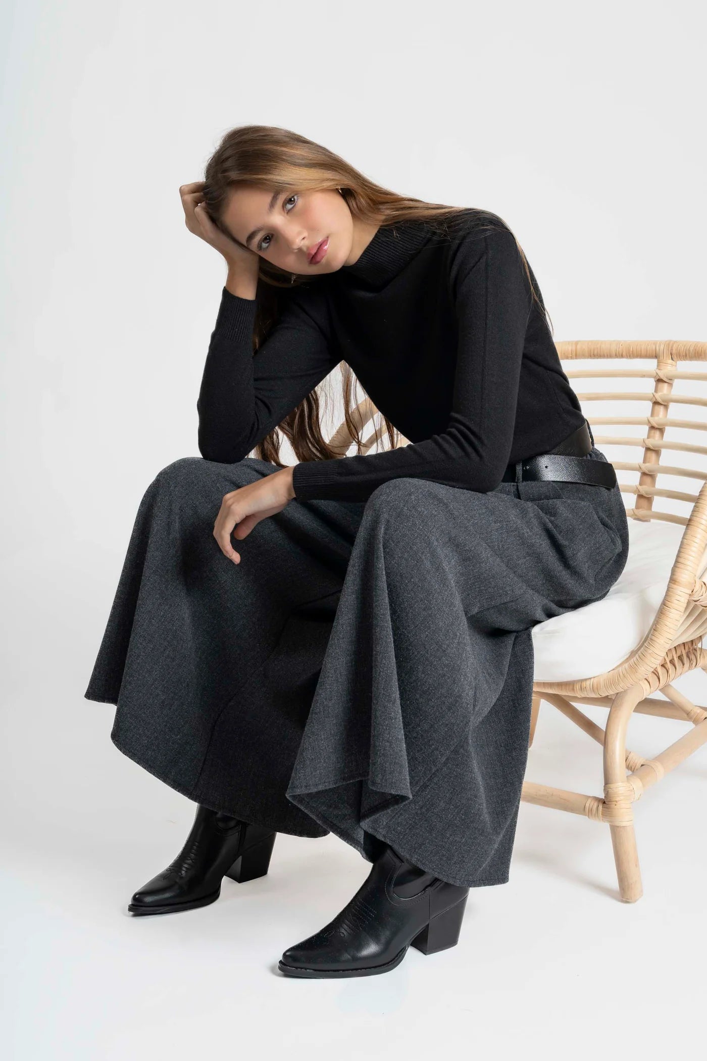 BERNA - Calças Midi Cintura Subida Perna Larga | VIBRANNA