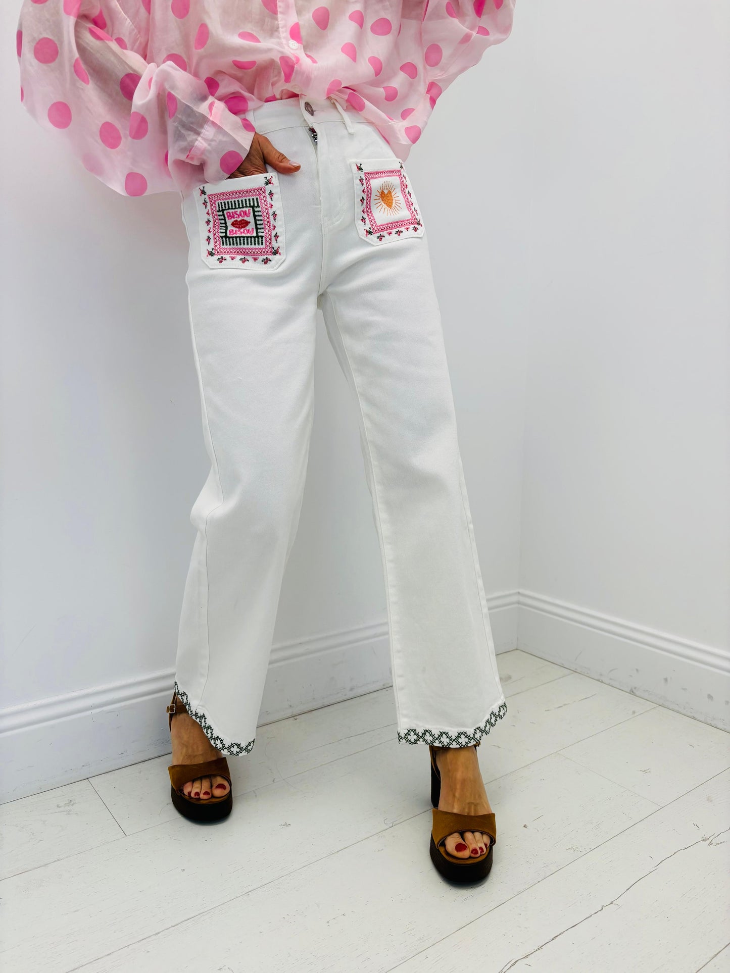 LUCKY CHARM JEANS - WHITE