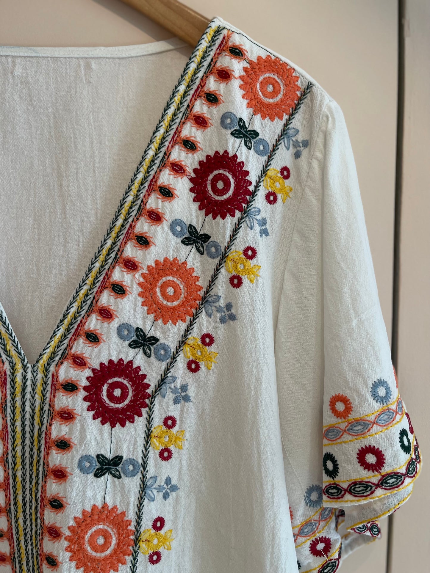 TULUM | Camisa com bordados coloridos