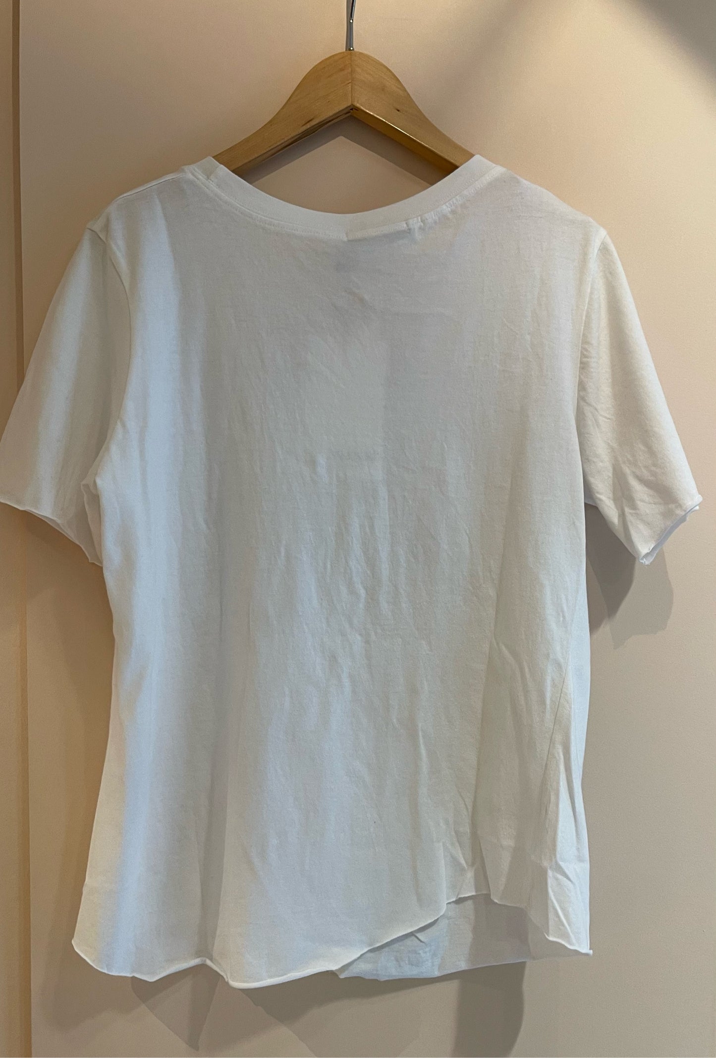 HEART WHITE | T shirt with beads